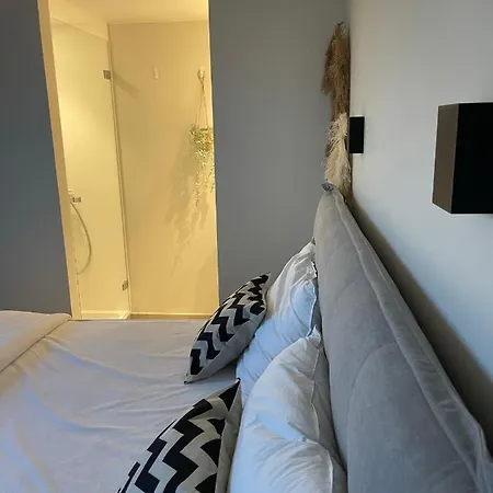 Apartment Trendy Duplex Appartement Aan Zee Oostduinkerke